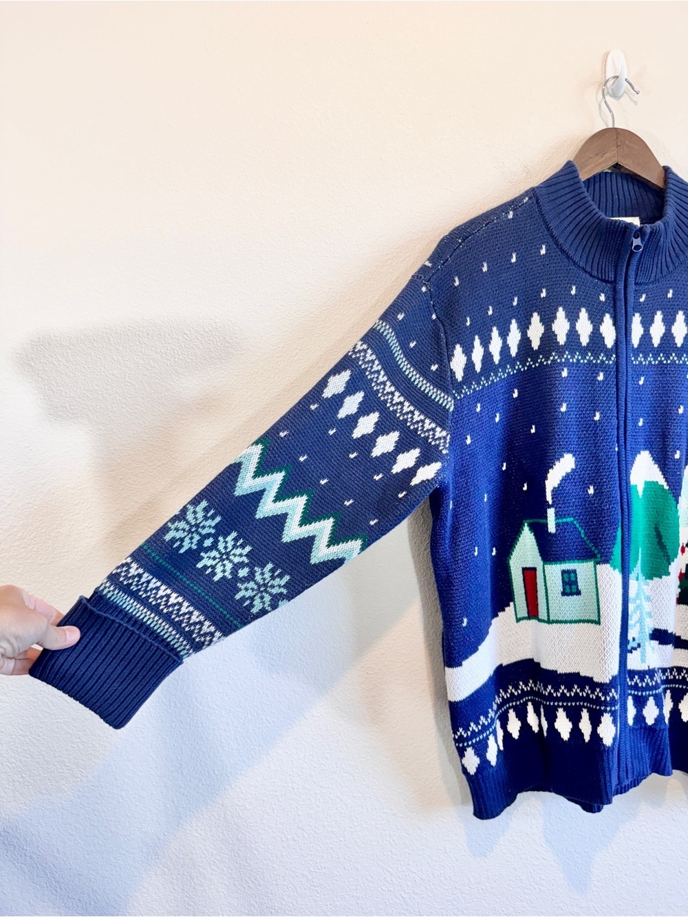 Coldwater Creek Cottagecore Christmas Snow Scene Zip Cardigan Sweater Large E21 - Picture 5 of 11